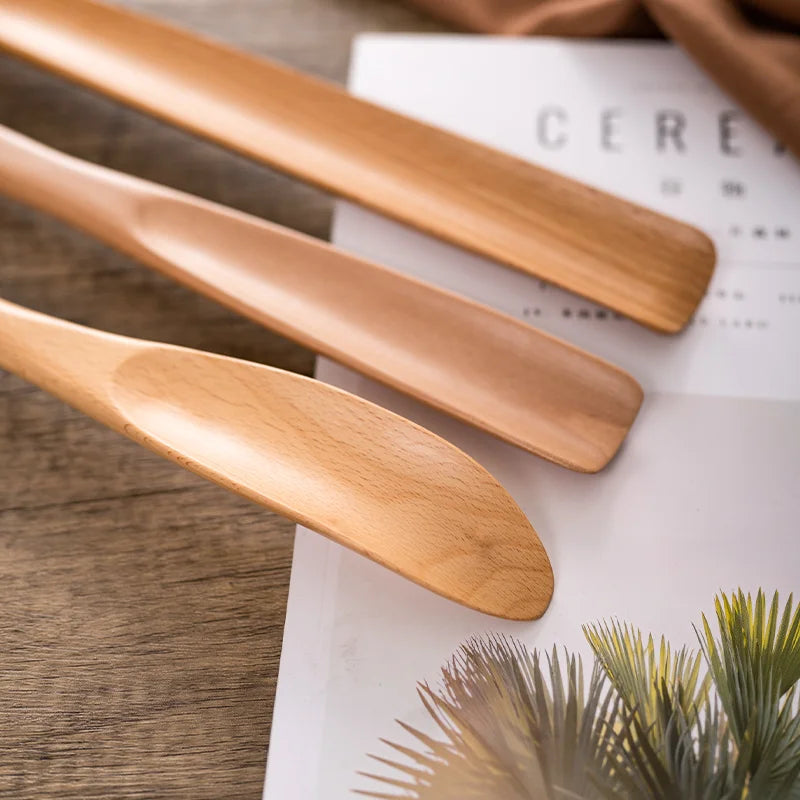 38cm Beech Wood Magnetic Shoehorn