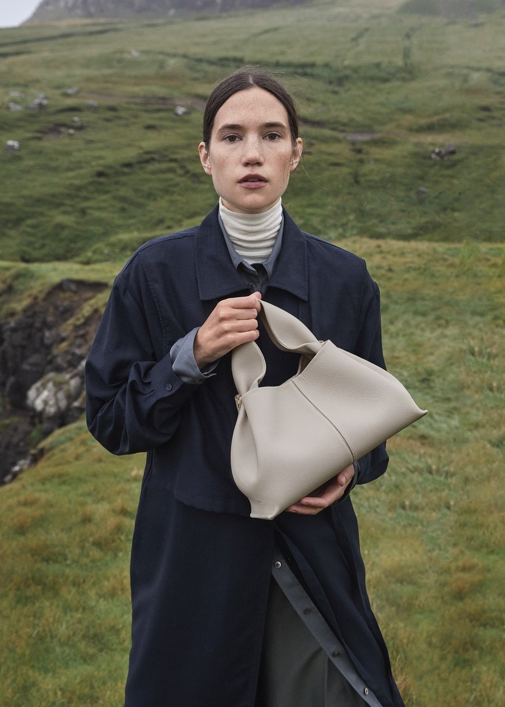 Cloud bag female, popular tote bag, shoulder top handle bag - WIVAStore