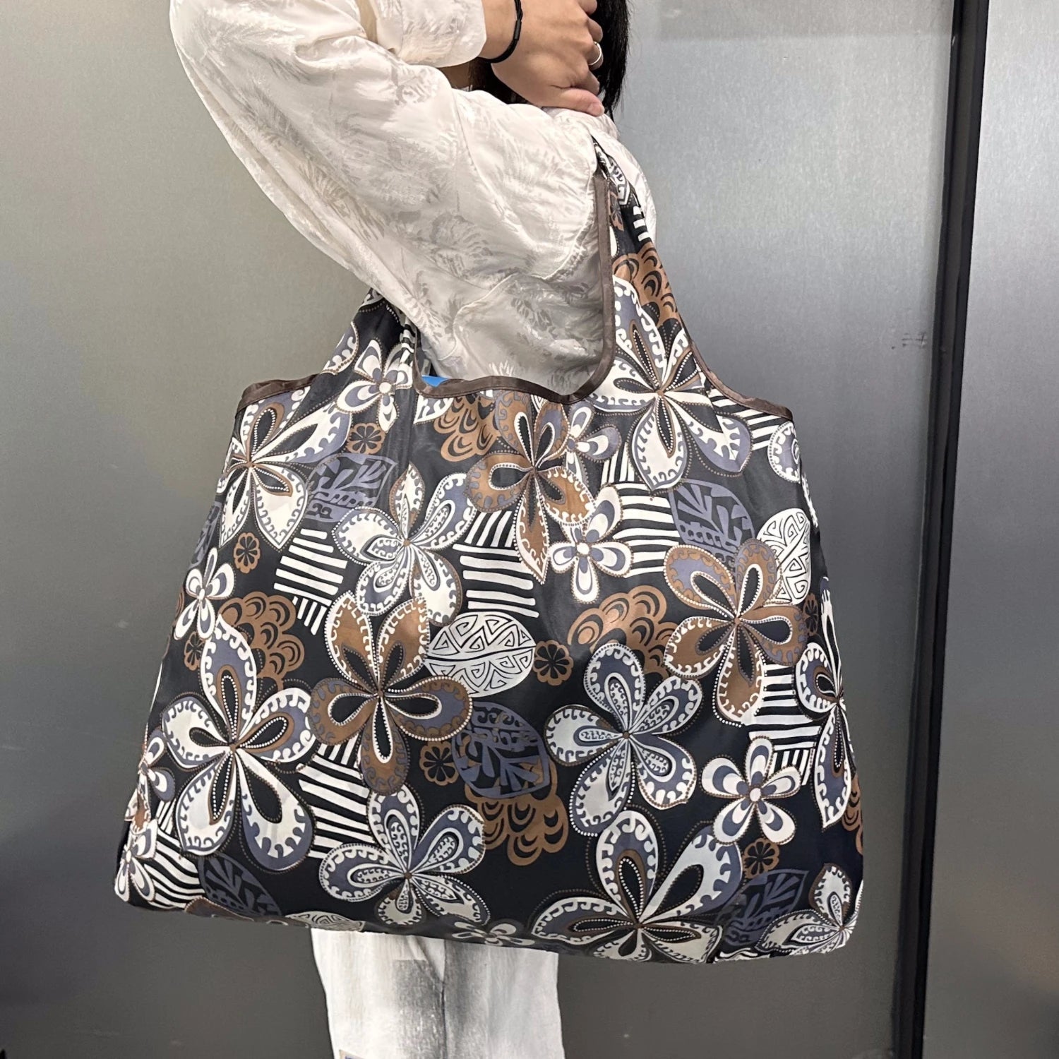 Large Foldable Portable Eco - Friendly Lightweight Shopping Bag - WIVAStore